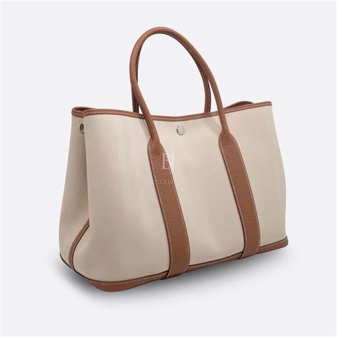 hermes garden party canvas tote|hermes garden party 36 price.